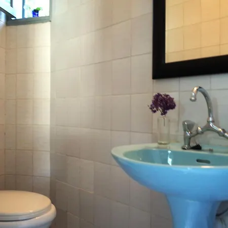 Ample Places Dom wakacyjny *