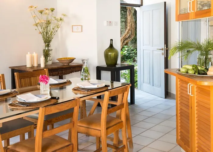 بيت للعطل Ample Places *