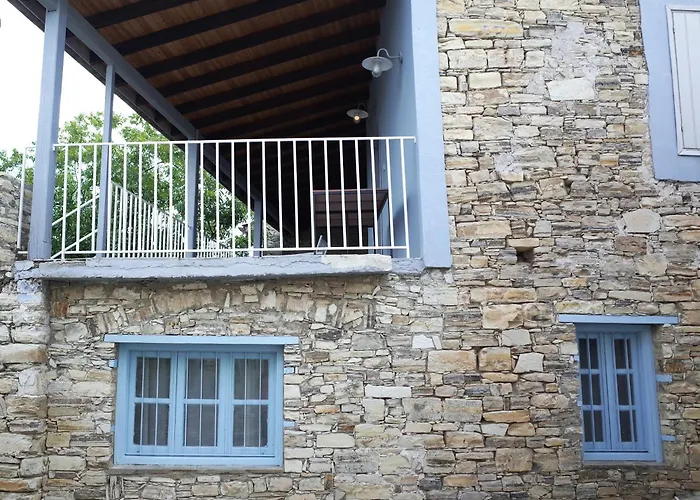 بيت للعطل Ample Places بانو يفكارا