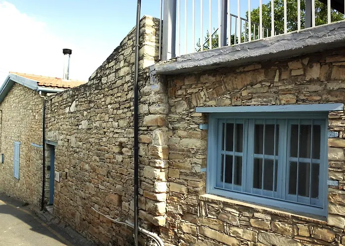 بيت للعطل Ample Places