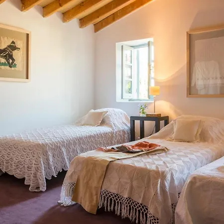 Ample Places Holiday home *