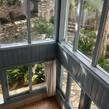 Ample Places Yukarı Lefkara